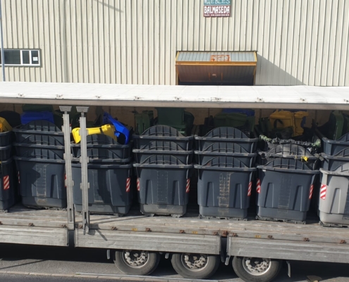 Recepción de lote de contenedores fuera de uso en las instalaciones de Birziplastic